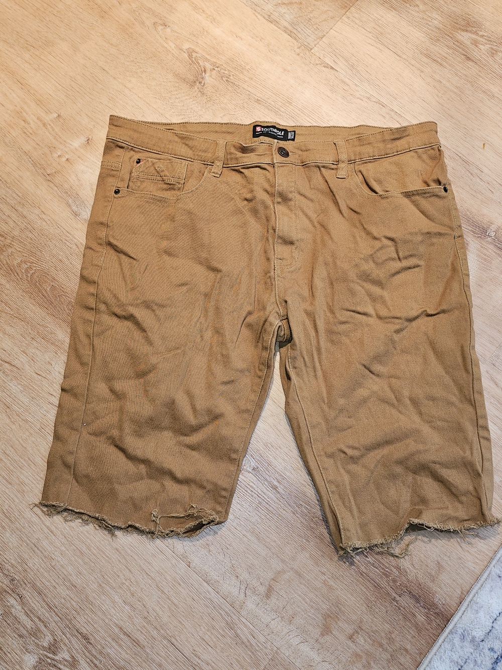 Southpole brown denim raw-hem Jorts Southpole tan & brown shorts size 38x12